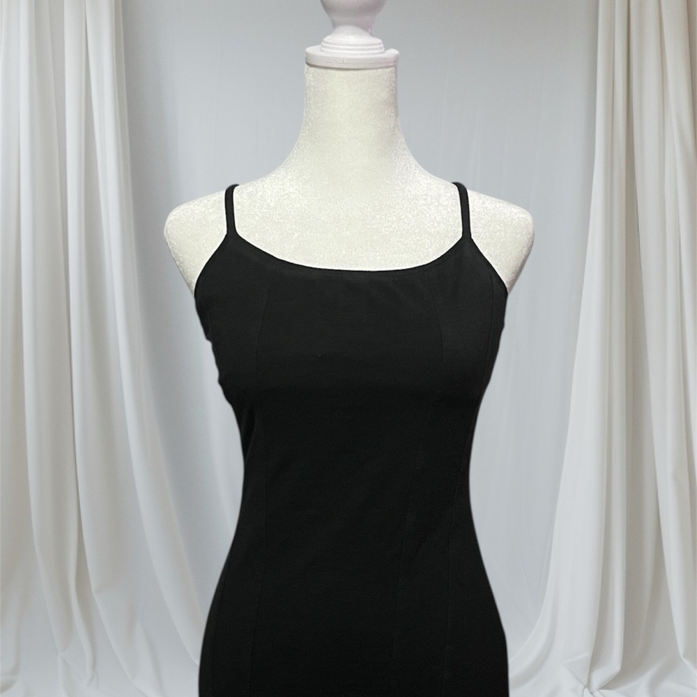 Express Elegant Black Spaghetti Strap Tank Top Built In bra